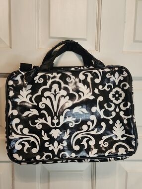 Thirty One 31 Black & White Stripe and Scroll Cosmetic Organizer